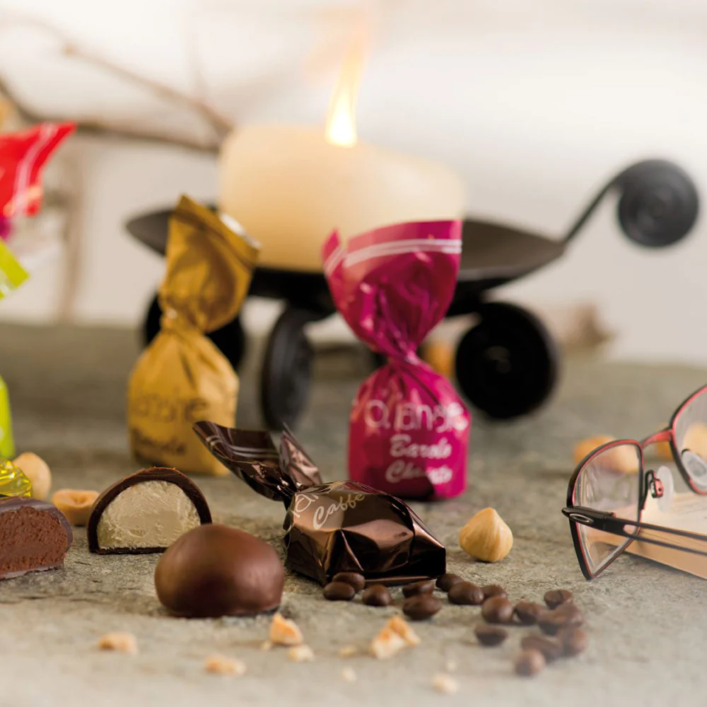 Assorted Cuneesi Chocolates in Decorative Tin - 9.17 oz - Image 2
