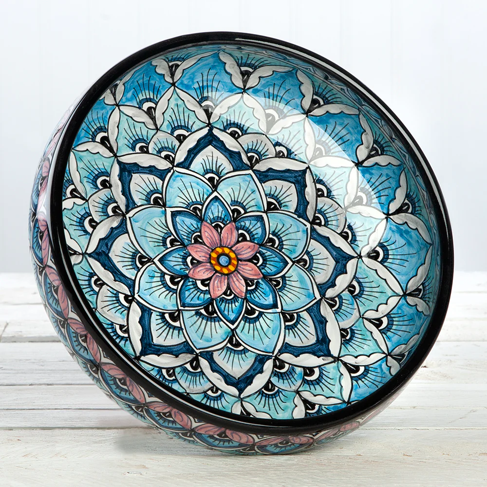 Deruta Geometric Peacock Pattern 9 inch Bowl - Image 3