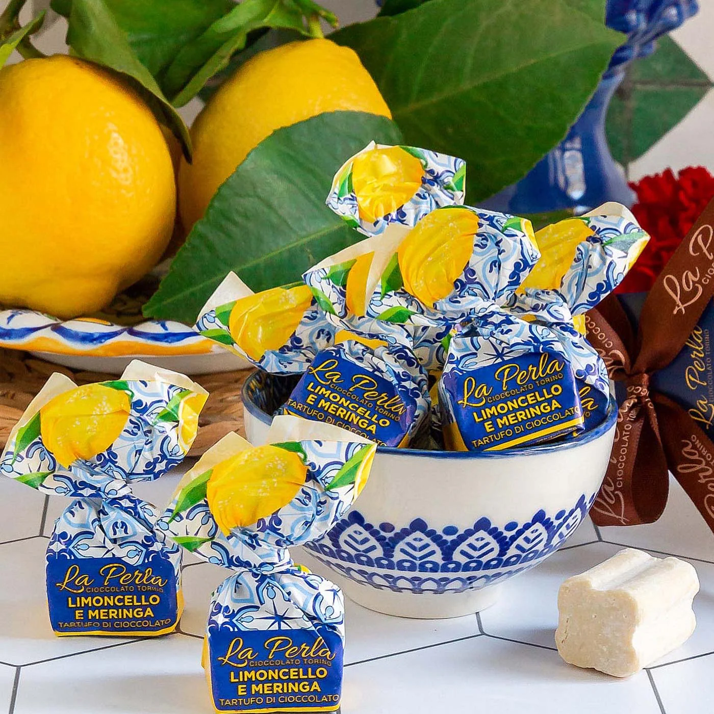 Limoncello and Meringue Chocolate Truffles - 7 oz - Image 3